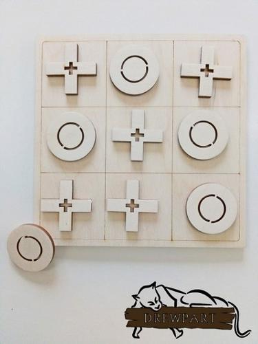 Gra logiczna z drewna – kółko i krzyżyk
